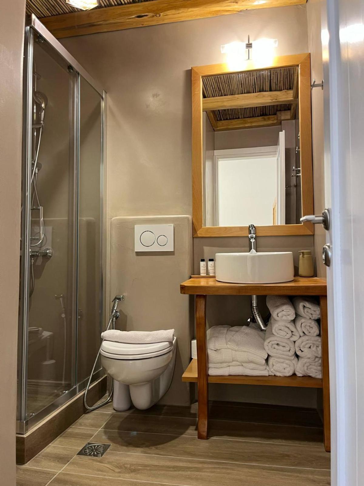 Milesian Suites Adamantas  Phòng bức ảnh